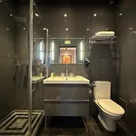 아파트 Luxury Plein Coeur De St-tropez *